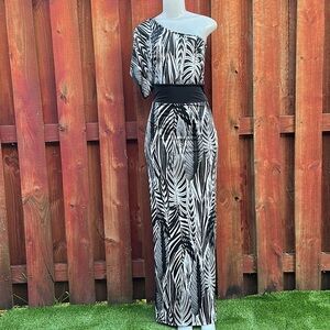 Symphony Black and White One-Shoulder Sundress S/M